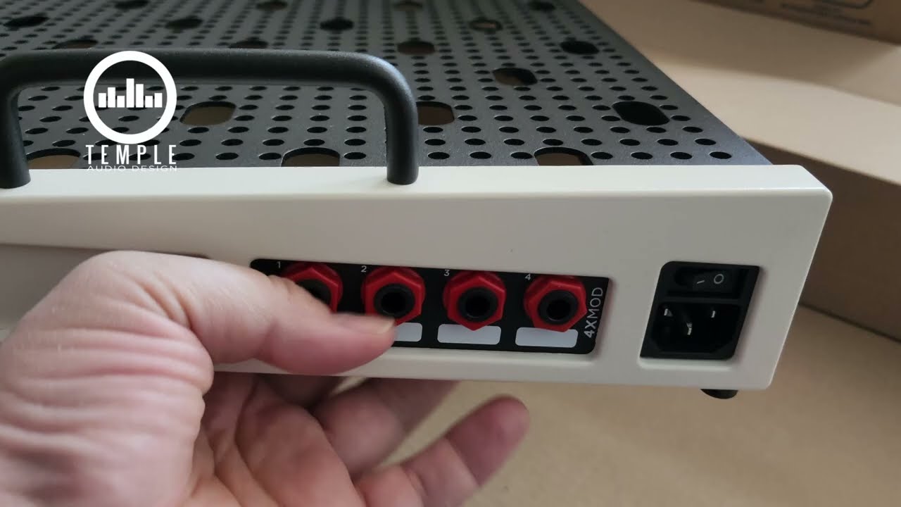 Installing IEC & 4x Jack Mods on a Temple Audio Duo 34 | Great Canadian Pedalboard 2025