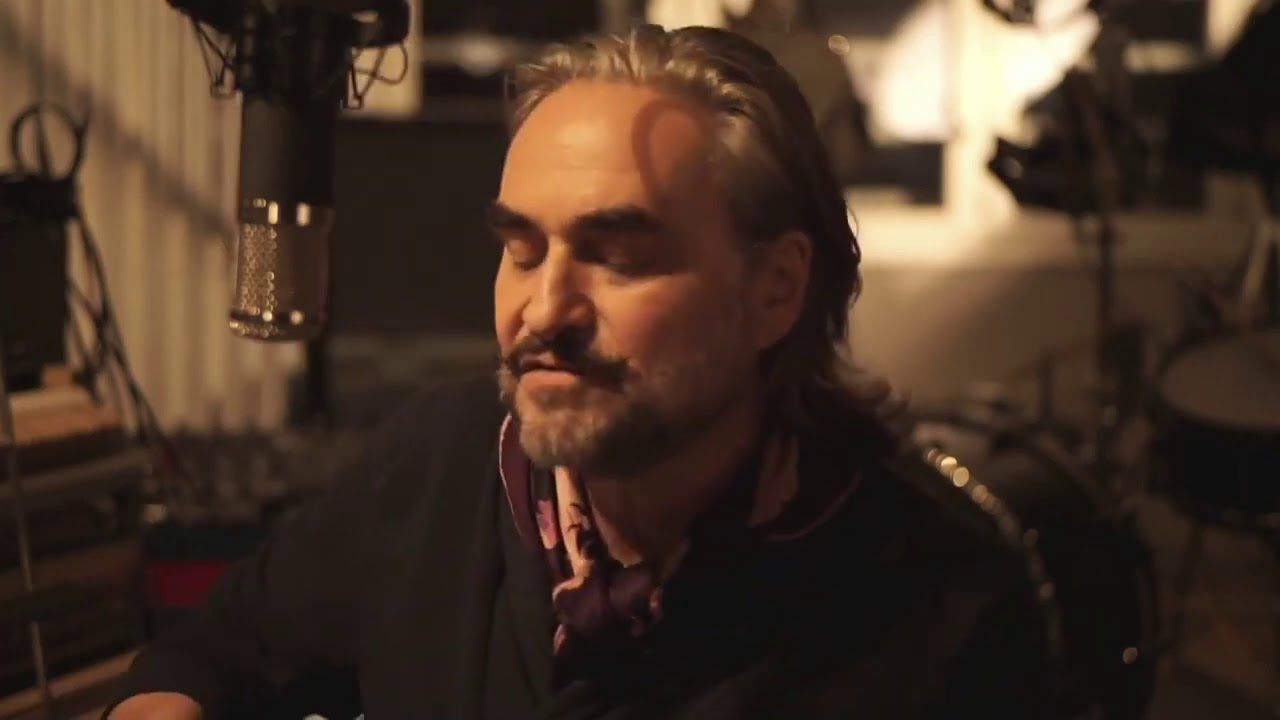Stephan Eicher - Ce qui me peine (Live at Garcimor's Grange 07.11.2020)