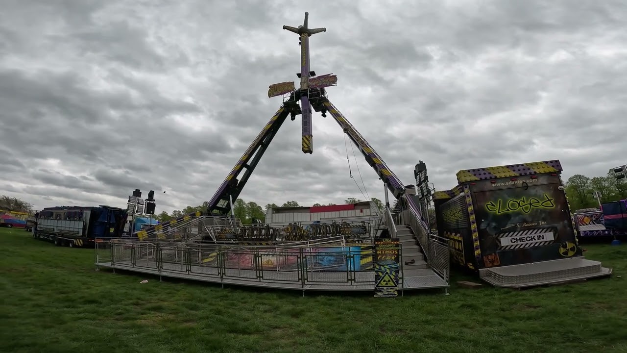 Stanley Reeves Atmosfear  funfair ride build up