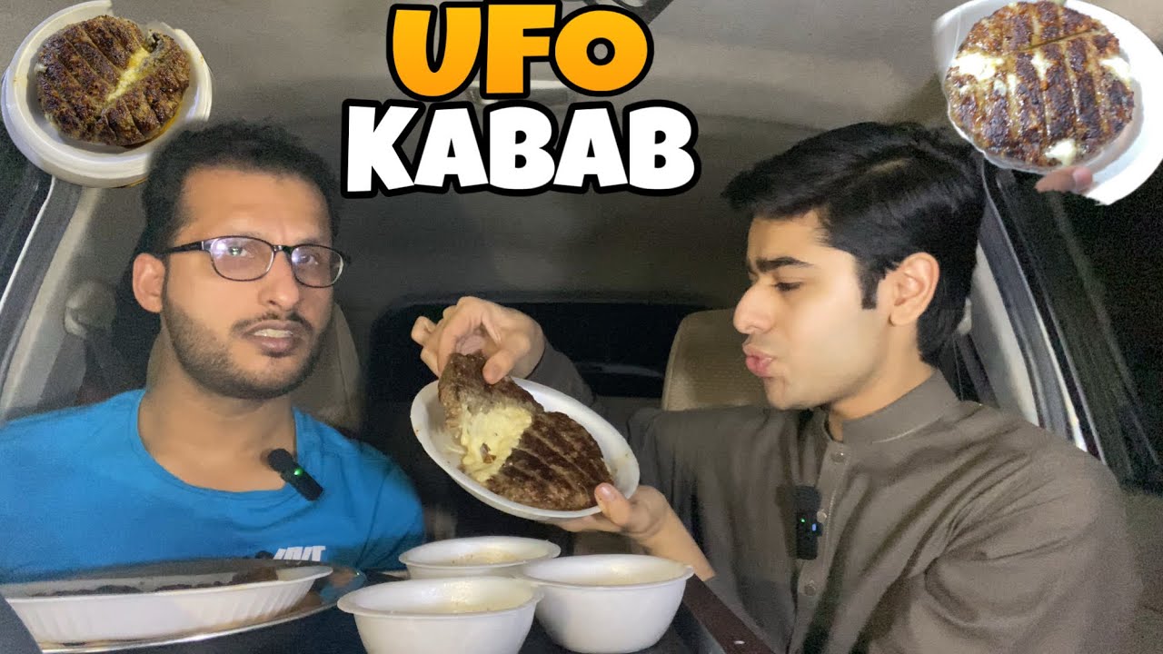 Most famous Mr khan Ufo chesse chapli kabab in Lahore saddar cant