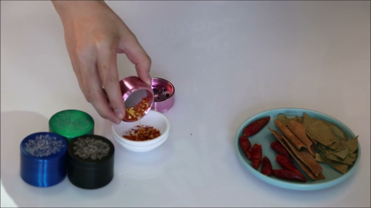 Premium Aluminum Alloy Herb Grinder 2.45 Inches 4 Piece Metal Grinder with Pollen Catcher