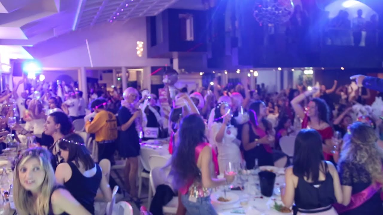 Villa ReNoir il locale a Milano dove festeggiare il compleanno con cena, musica & intrattenimento