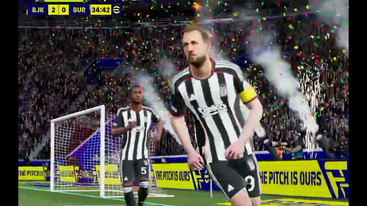 (eFutbol 4 bölüm) 8 gol attı😶kadromu düzenledik😁