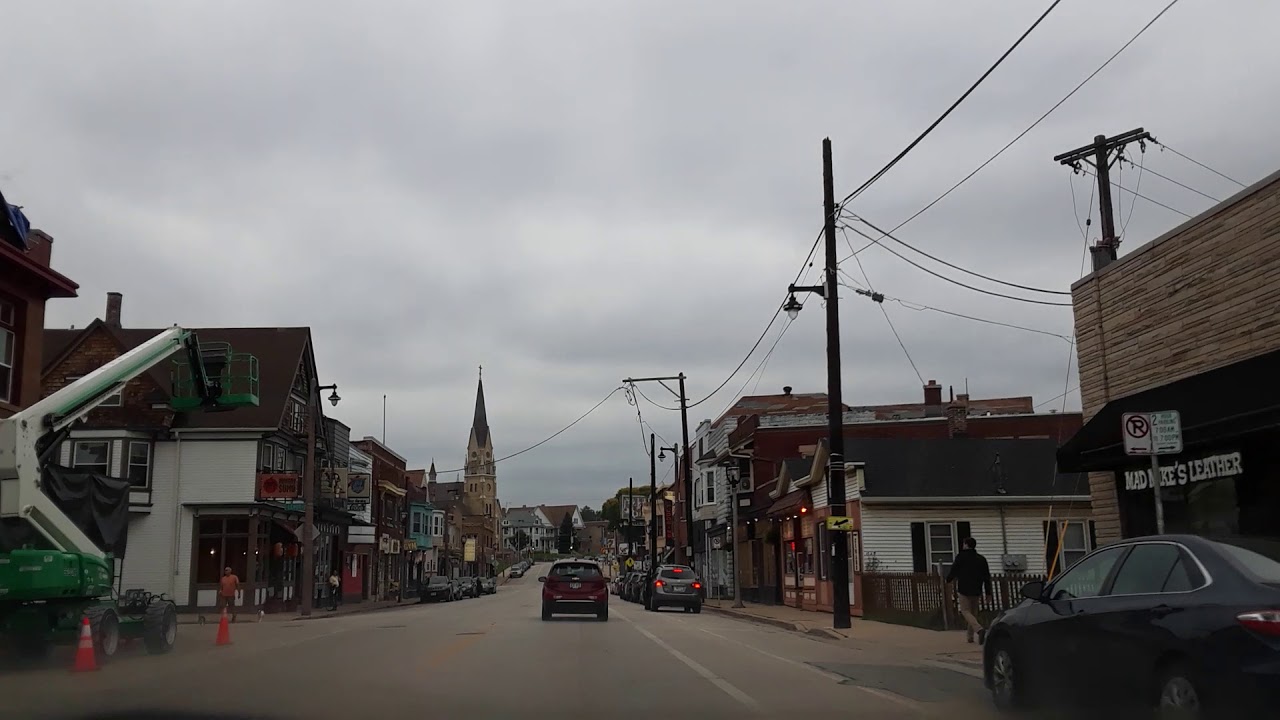 Kinnickinnic Avenue  - Beautiful Lively Historic Area - Bay View Wisconsin