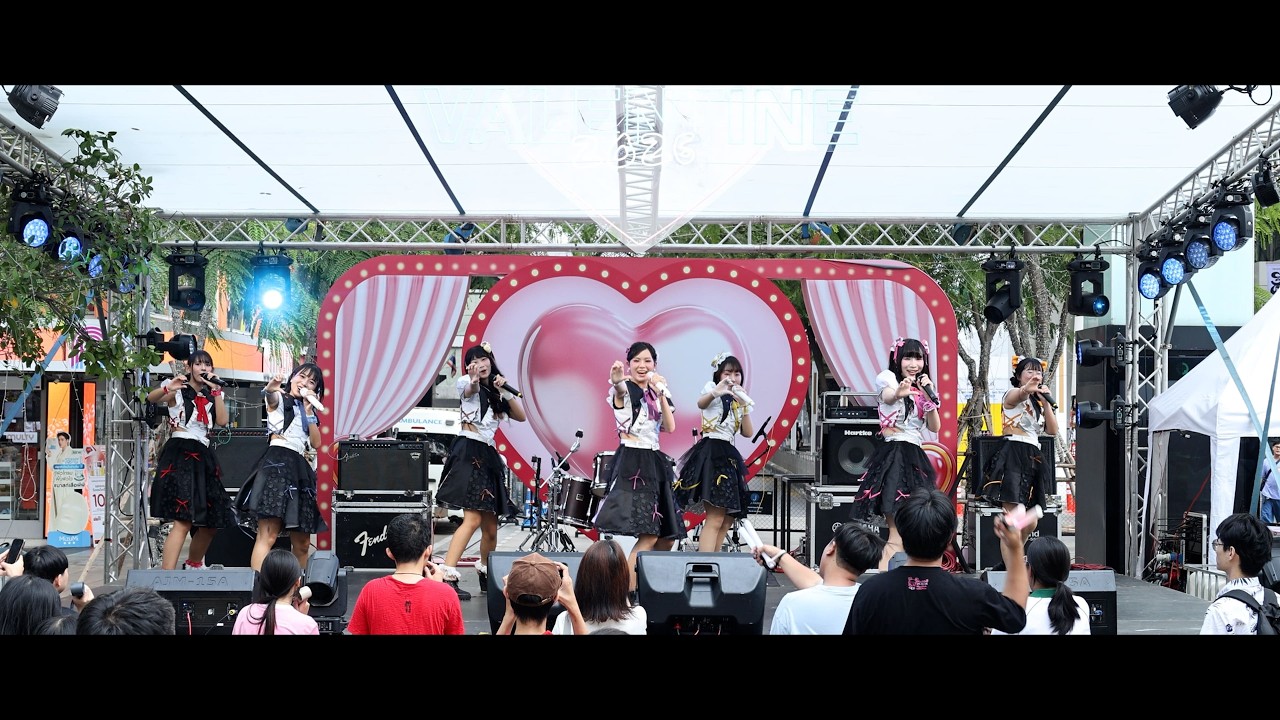 260215 |  โอชิเลยดีไหม? (ดี!) - REQUILL「SIAM VALENTINE 2026 : LOVE IN WONDERLAND」@ สยามสแควร์