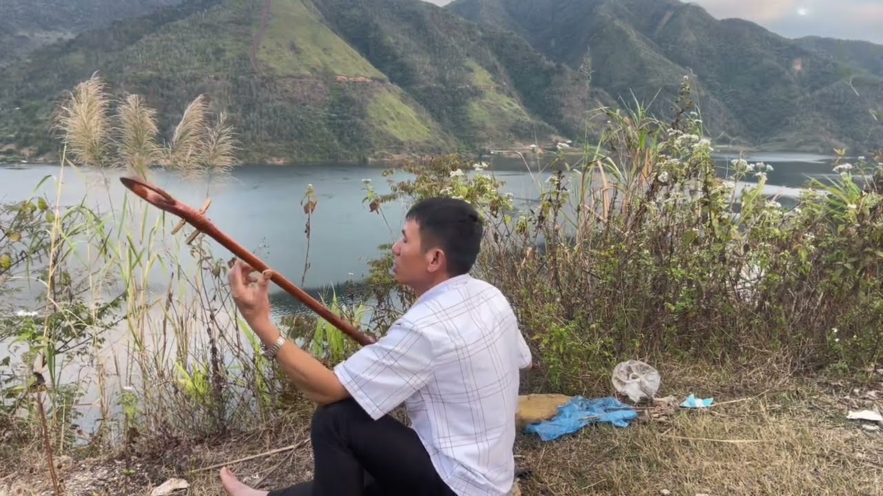 Lò sâm khắp bai te trậu/ mơi pi nọng tỏn le 