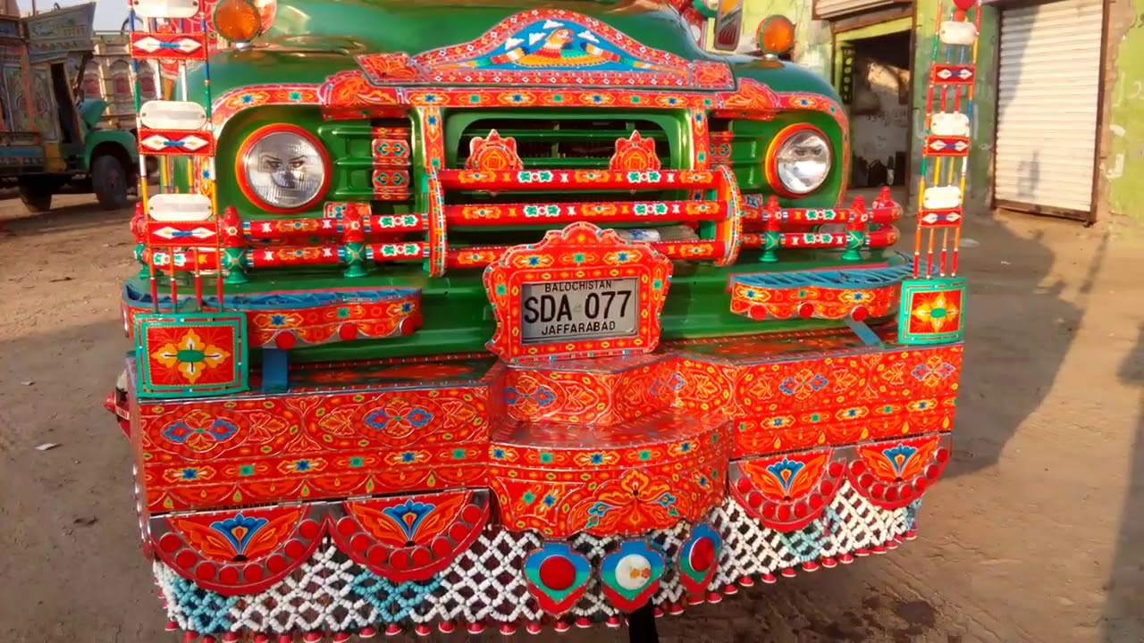Beautiful BedFord Rocket Decorated Truck of Balochistan| Dera Ghazi Khan Made Body|