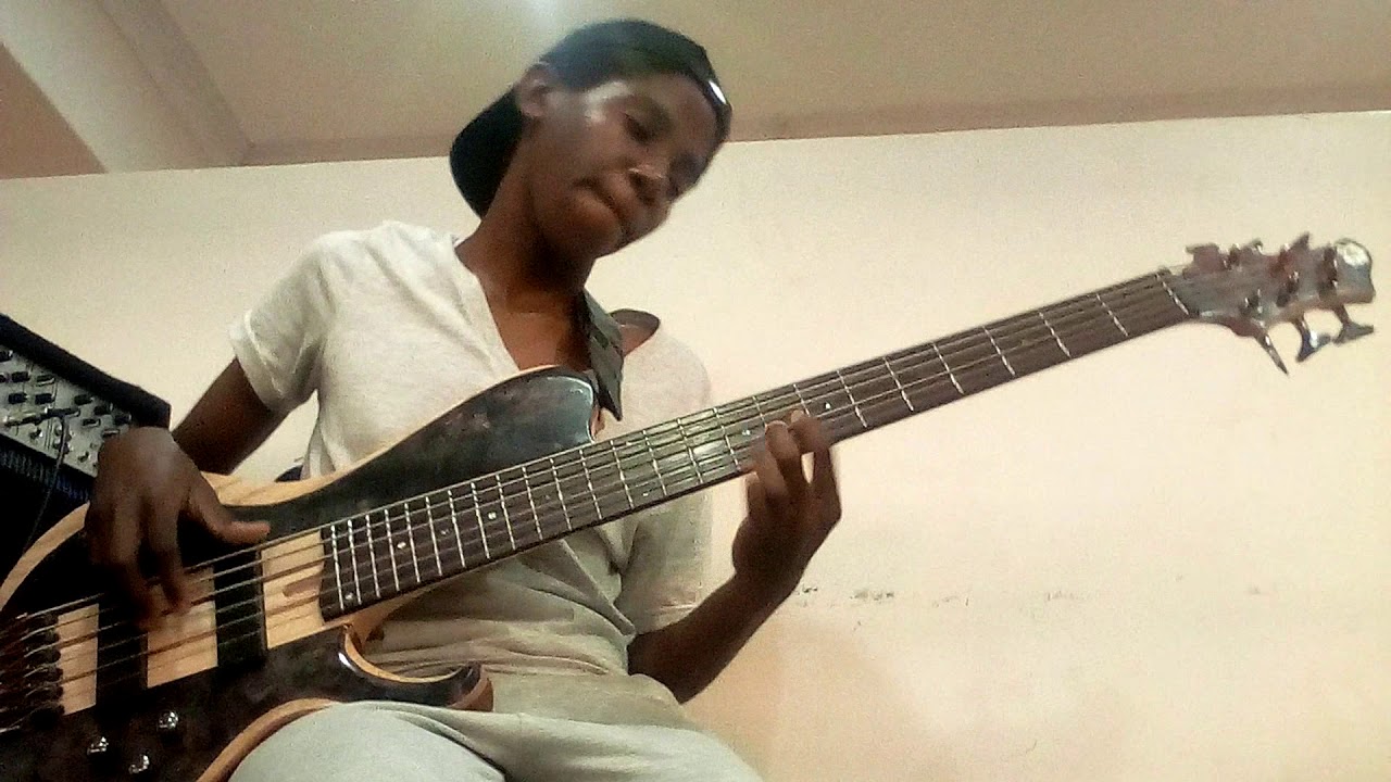 Joyous17- Uyangihola Bass Cover