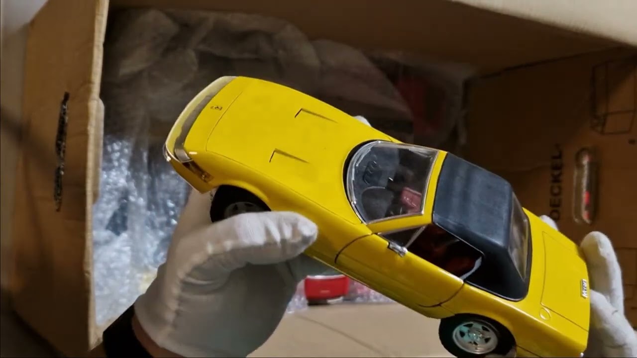 Unboxing Kiste 10/35 der 1:18 Modellauto-Sammlung viele Ferrari Modelle! [Modellautos-Dresden]