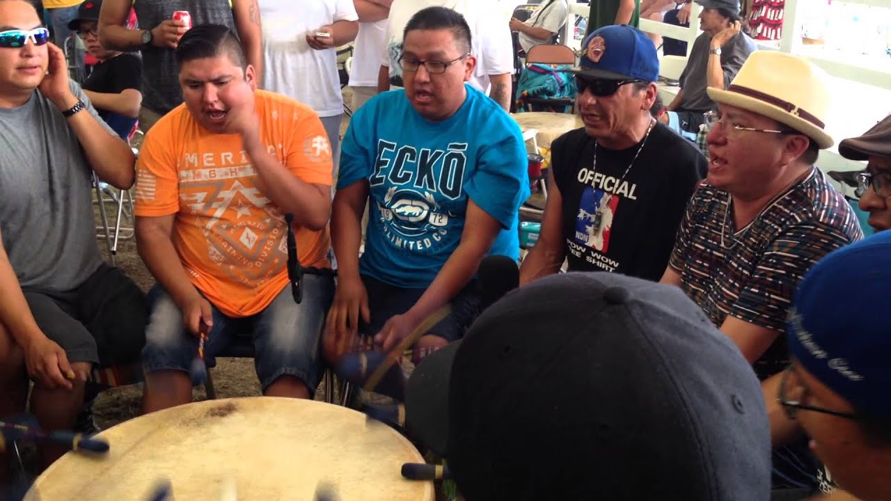 Northern Cree and Young Bear @ Enoch pow wow 2015 grand entry
