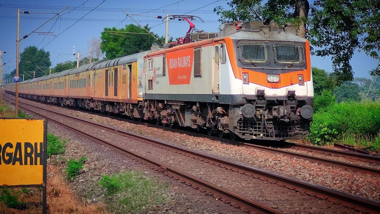 🔥[31-In-1] Tejas Rajdhani+AC Duronto | Dangerous URINAL FITTED WAP7+LHB Non Stop 130km/H Carnage🔥