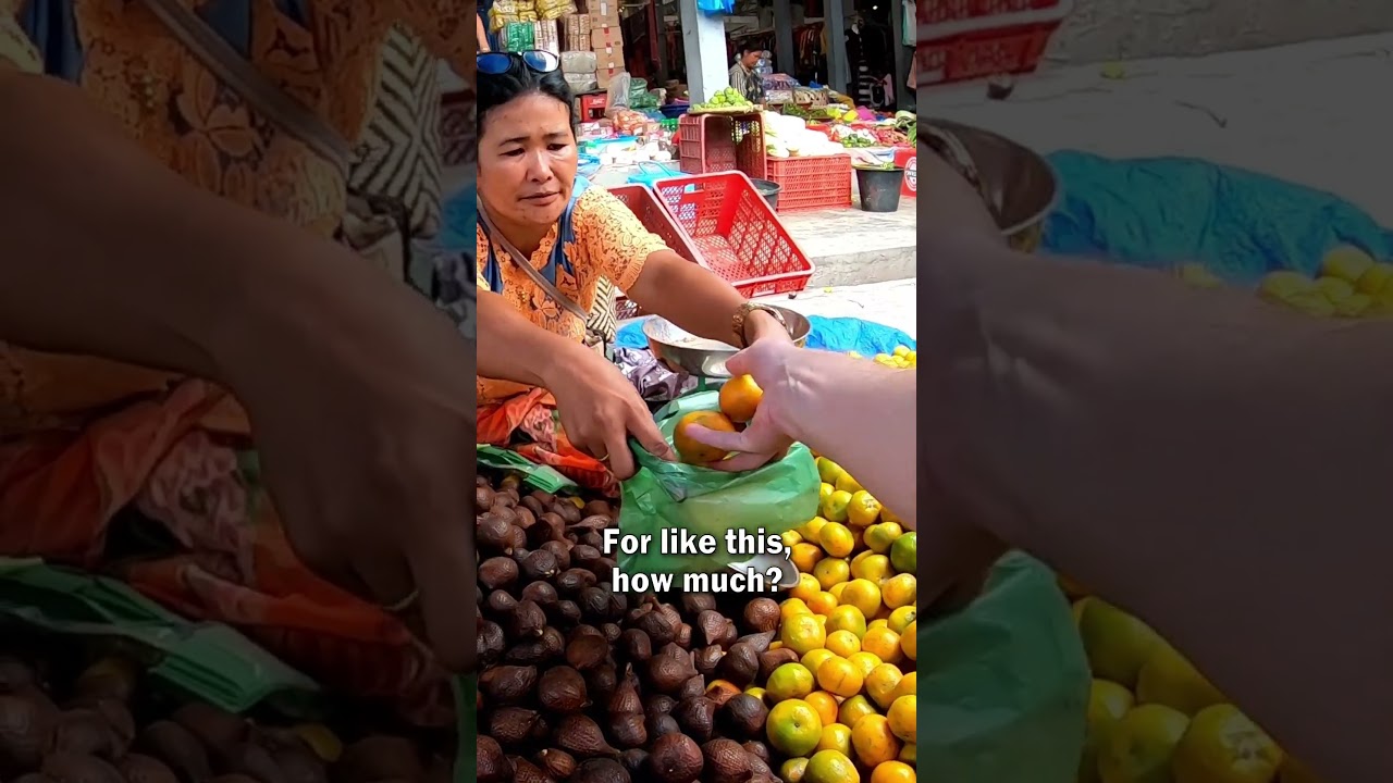 Friendly Market Vendor in Sumatra, Indonesia 🇮🇩