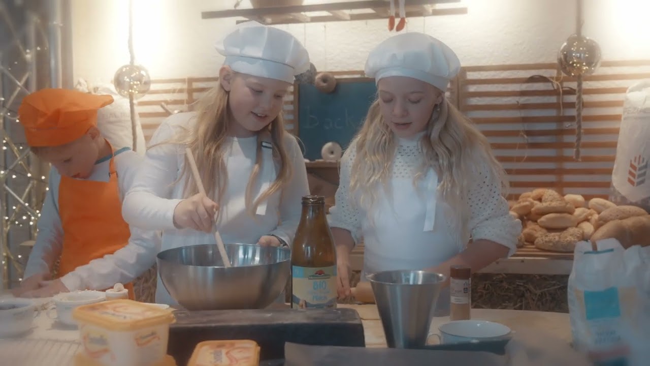 Popcorn Musikstudio - In der Weihnachtsbäckerei - Rolf Zuckowski  (Cover)