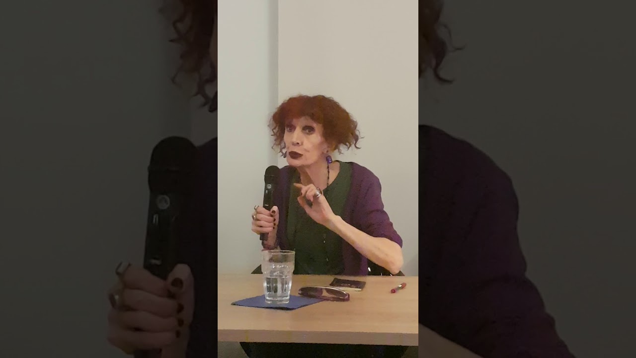 Η Ζυράννα Ζατέλη στη Δημοτική Βιβλιοθήκη Χανίων