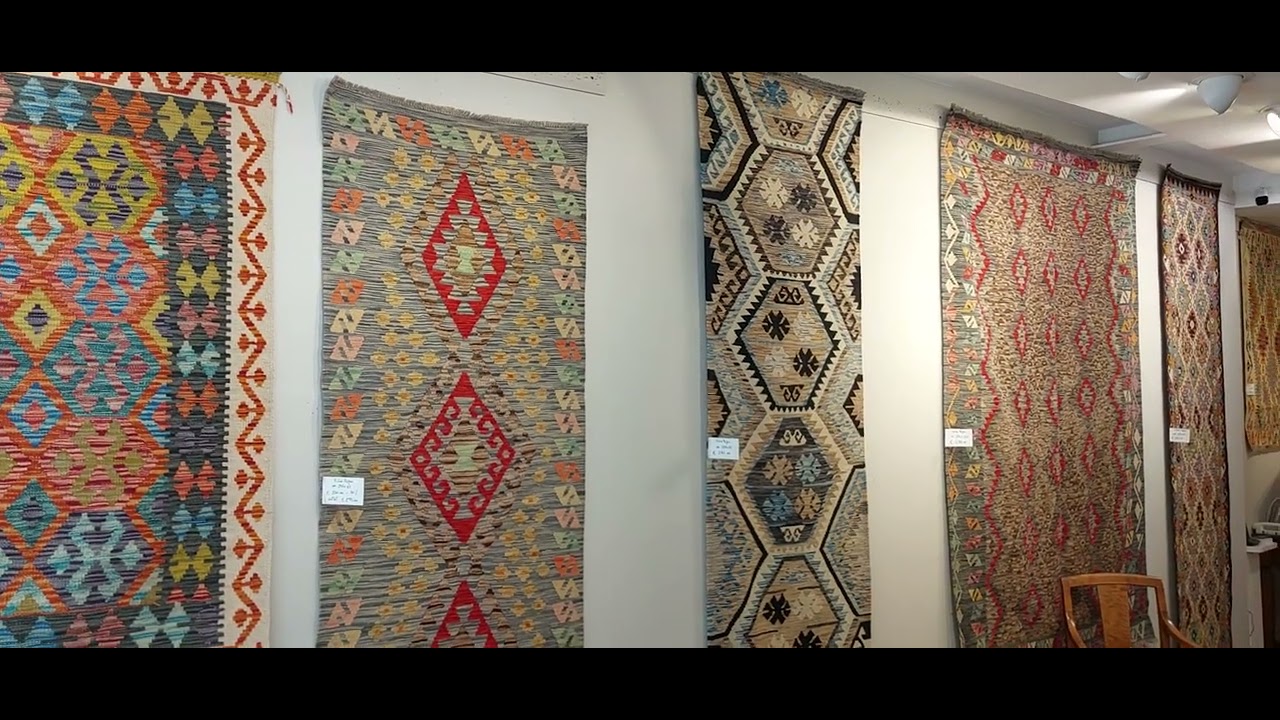 Kilim, tappeti Kilim di Morandi, video orizzontale intero vetrina 1Kilim tradizione e design
