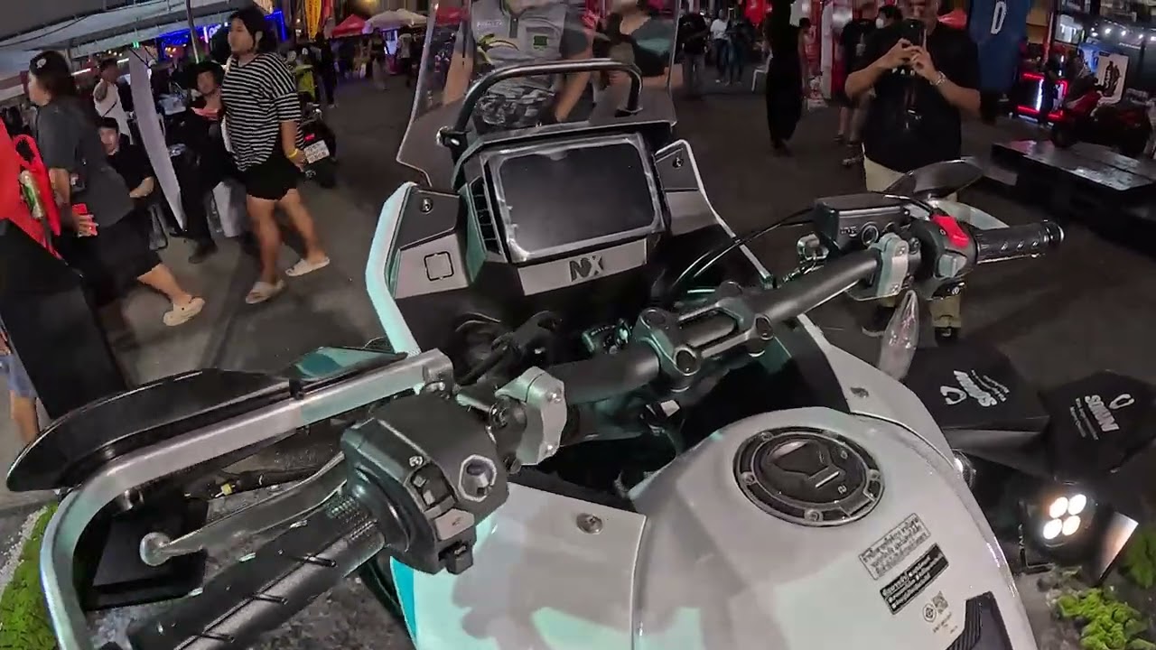 Honda NX500 E-clutch พร้อมขายในไทยแล้ว