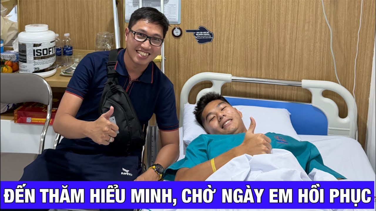 ĐẾN THĂM TRUNG VỆ HIỂU MINH, GẶP THỦ MÔN NGUYỄN TÂN, NGHE CHUYỆN CẢM ĐỘNG U23 VIỆT NAM