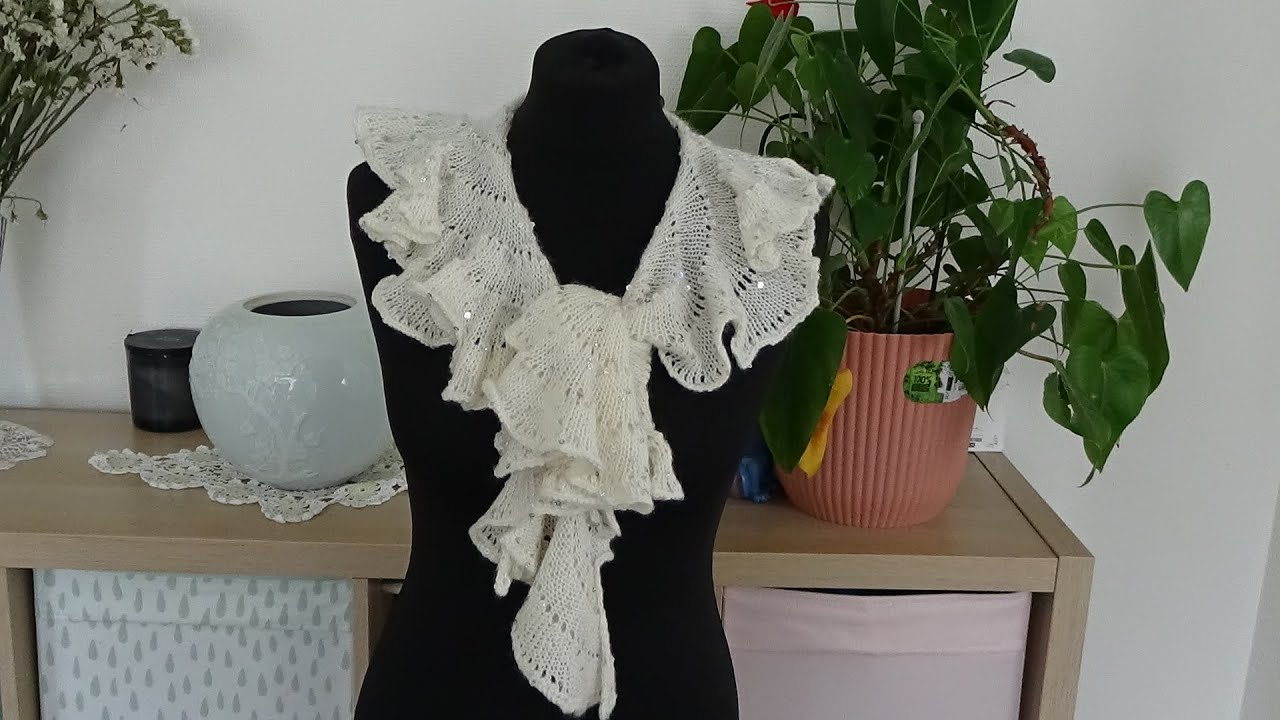 TRES ELEGANT ECHARPE A FROU FROU