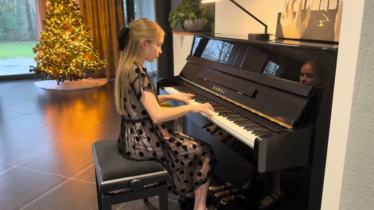Emilia Moshkova performs J-P Rameau « Les Cyclopes »