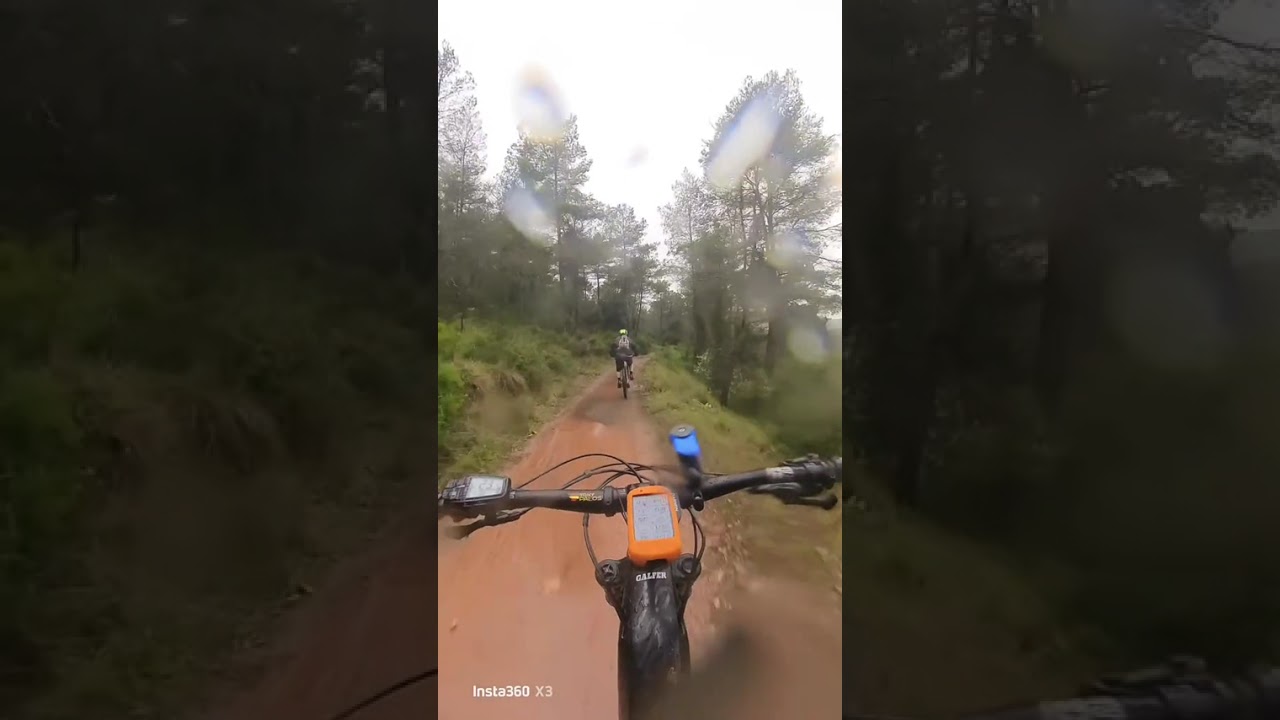 Un domingo, dos amigos, tres kg de barro 