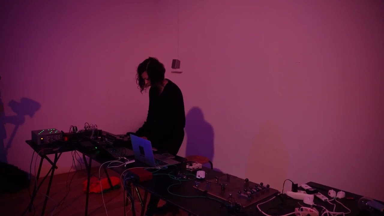Fani Konstantinidou &ndash; Live at 4BidGallery