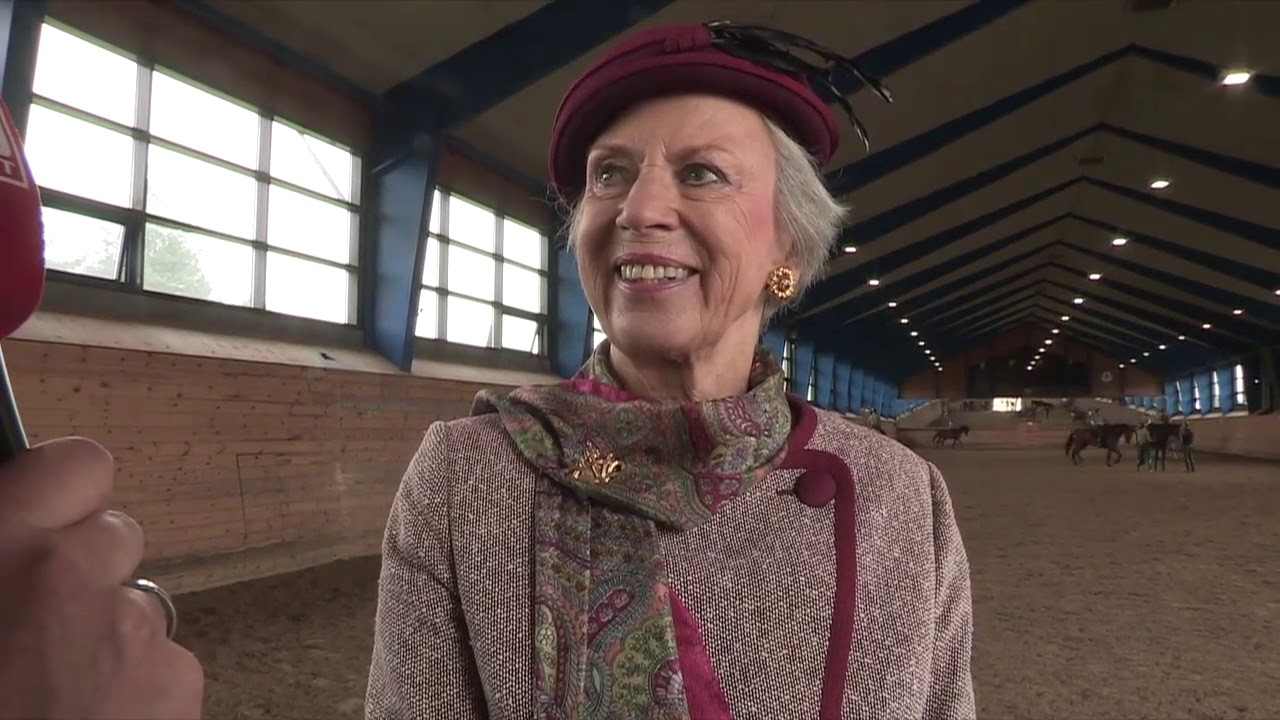 Prinsesse Benedikte besøgte gardehusarerne i Slagelse