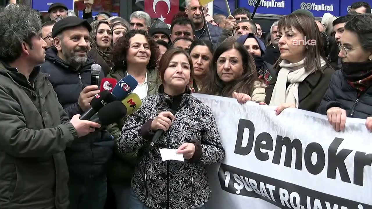 DEM Parti ve HDK, Suriye'nin kuzeyindeki gelişmelerle ilgili açıklama yapıyor / İstanbul #Canlı