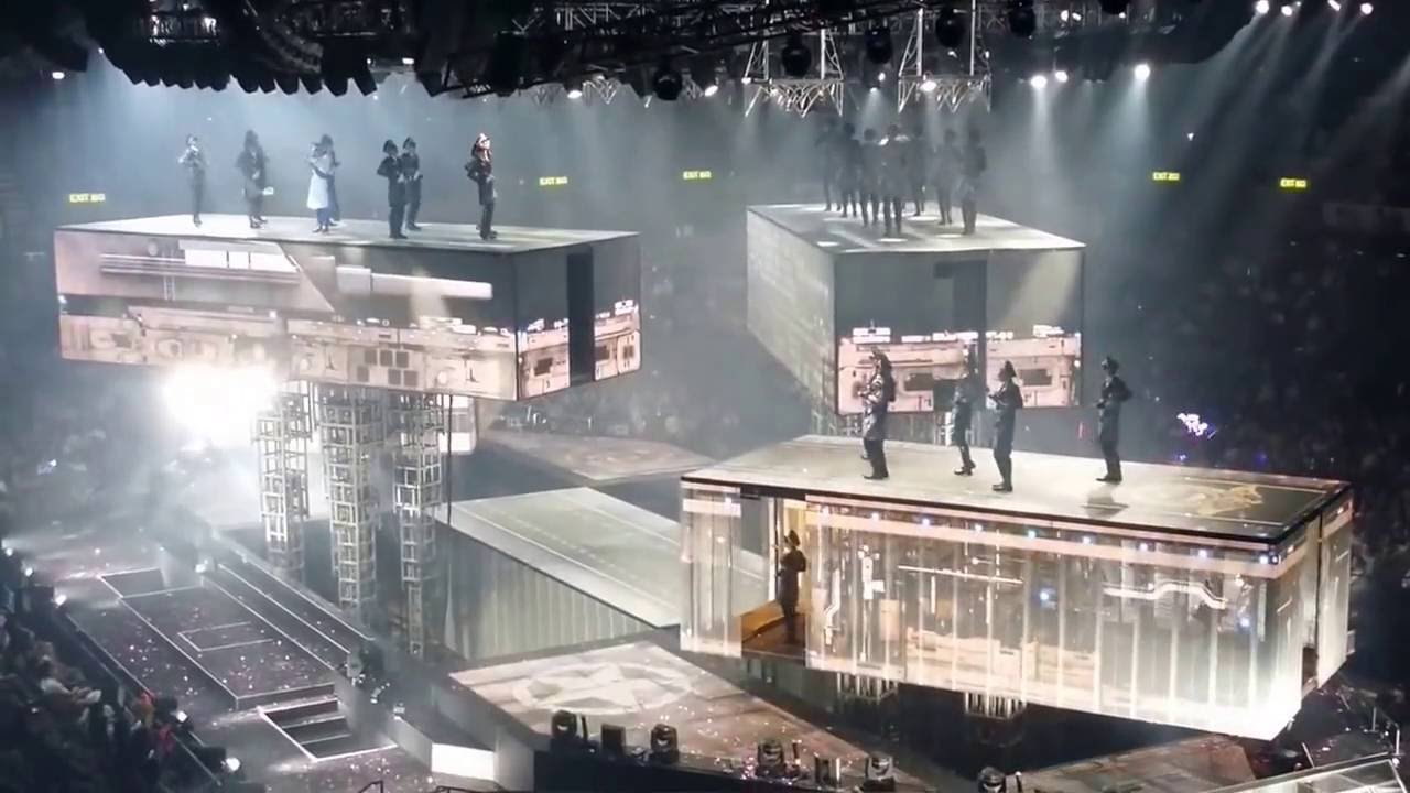 BEST STAGE DESIGN CONCERT EVER 2016 MAPPING LED ANIMATION HOT CREATIVE MULTIMEDIA