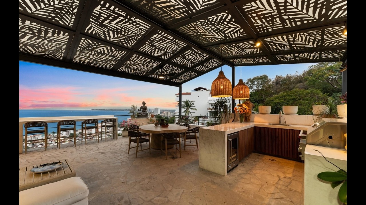 FOR SALE - Ocean View Puerto Vallarta Penthouse - 995K