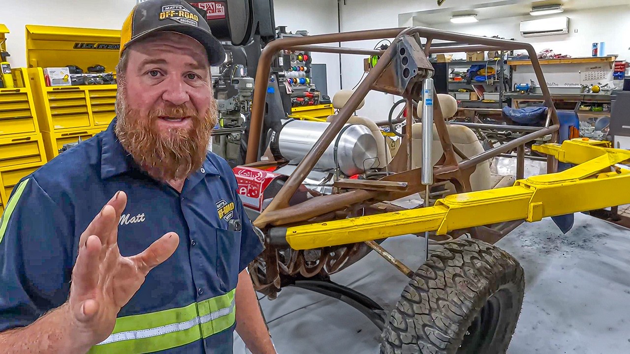 This Is Amazing&hellip; 1960&rsquo;s Racing Engine Install Baja 1000.