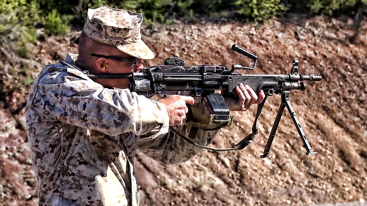 U.S. Marines Fire Belgium FN Minimi & French FAMAS G2