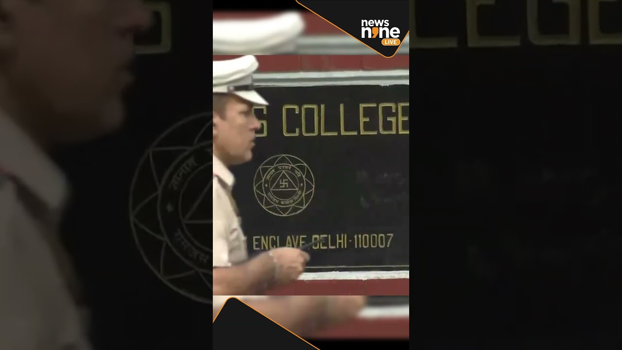 Delhi University Students Cast Their Votes in DUSU Elections! | Delhi | News9