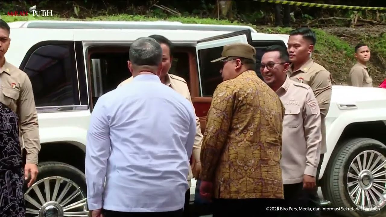 LIVE : Presiden Prabowo Tinjau Pembangunan Jalan Lembah Anai, Tanah Datar, 18 Desember 2025