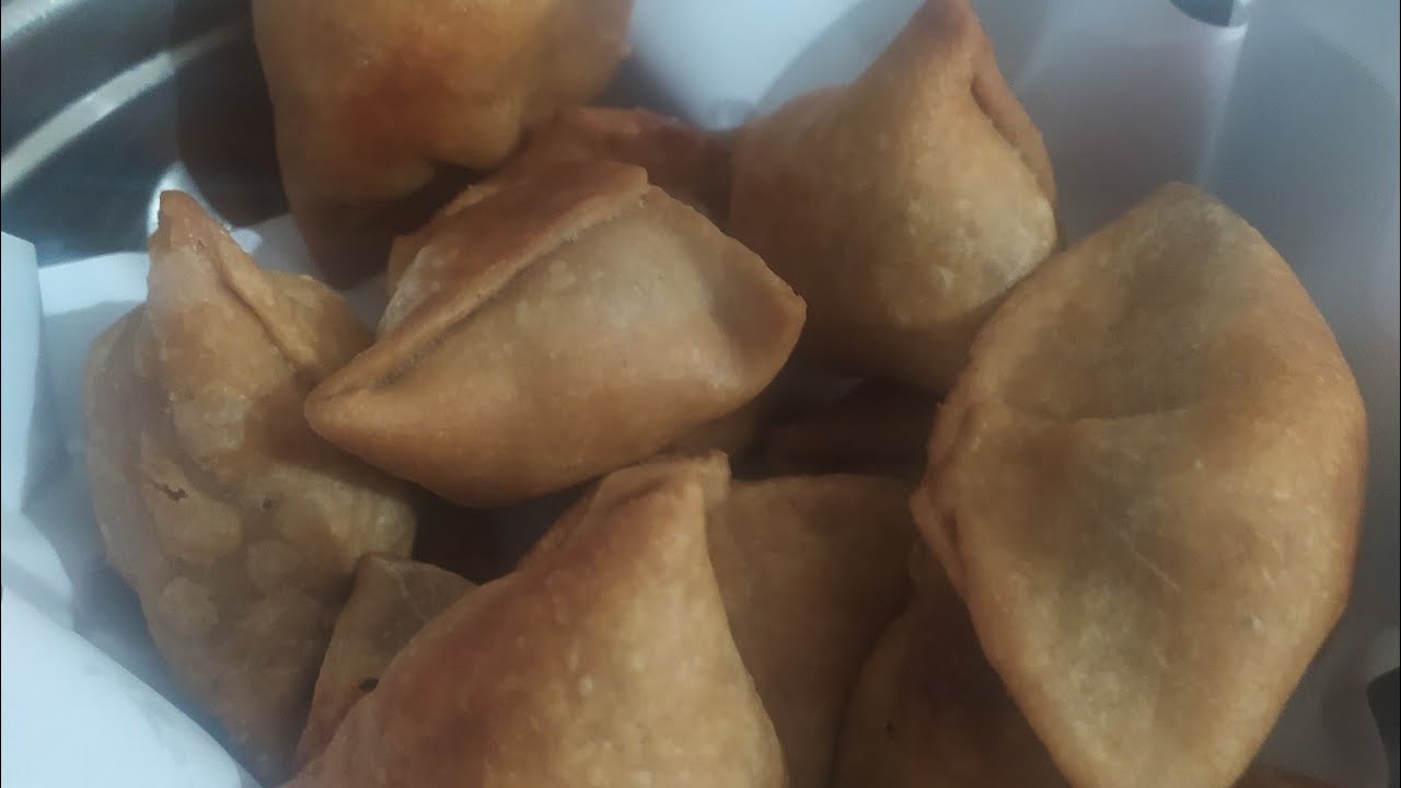 बजारको जस्तै समोसा तर हेल्दी रूपमा आटाको समोसा अब घरमै बनाएर खानुहोस्😍😍
