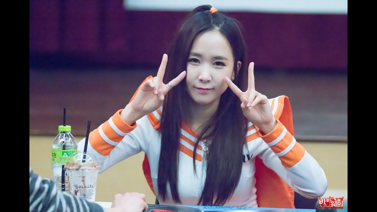 [15.04.11] 크레용팝(Crayon Pop) 롯데 청량리 팬싸인회 fan cam by Babaway