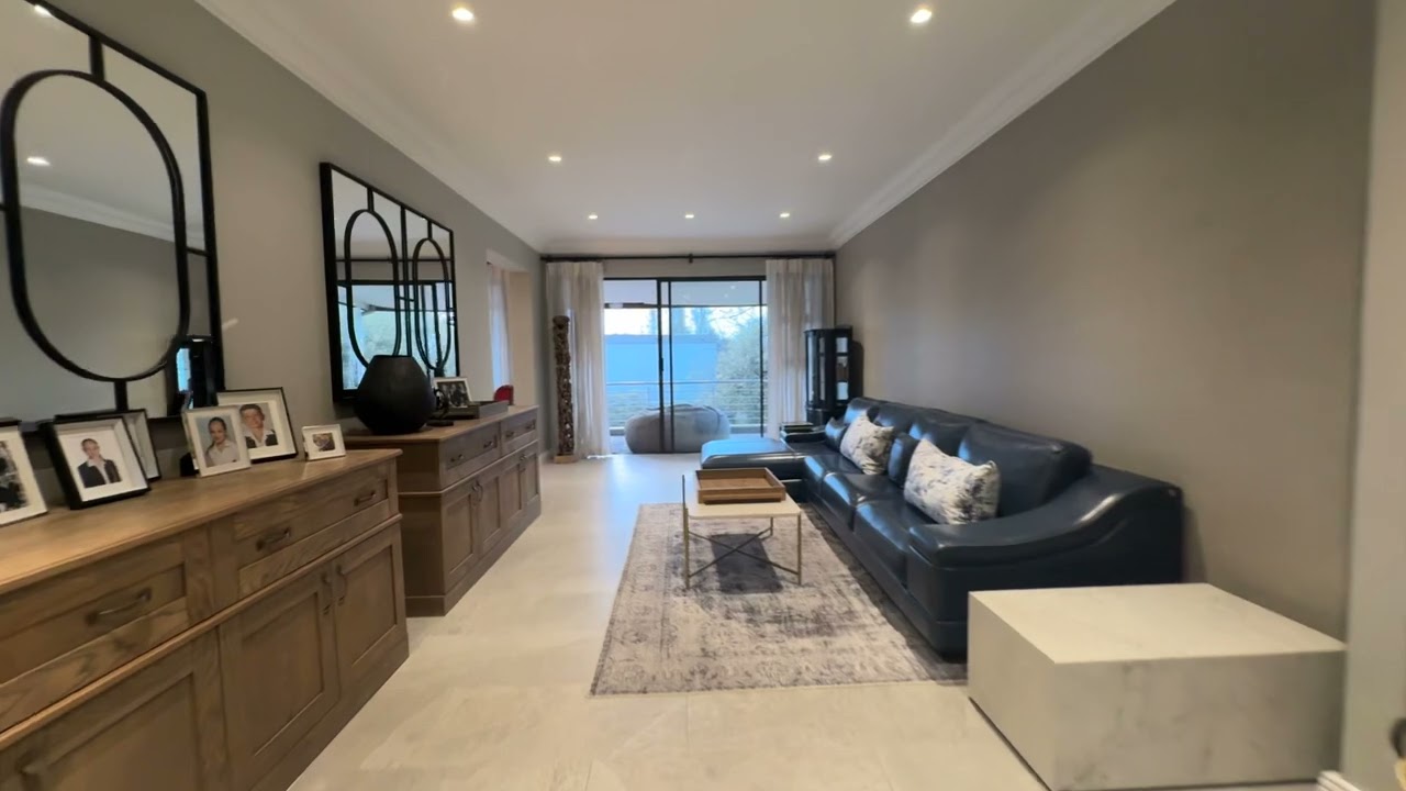 5 Bedroom Freestanding in Sandown | Byron Thomas Properties #luxuryrealestate #luxuryhomes