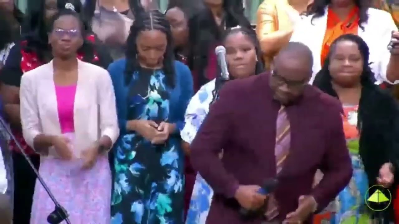 Mizpeh Tabernacle Choir + encore LCA Lagos Choir - Jesus Dropped The Charges