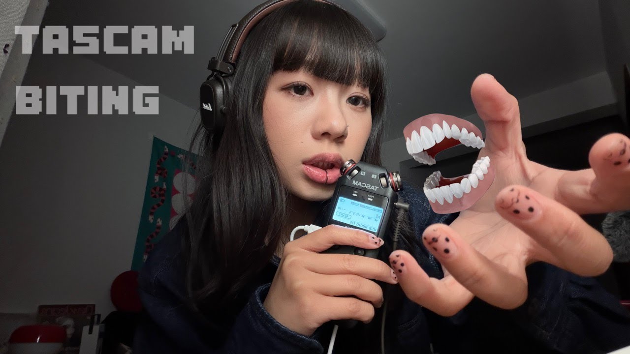 ASMR TASCAM BITING SOUNDS + HAND MOVEMENT (mic biting, teeth grinding)