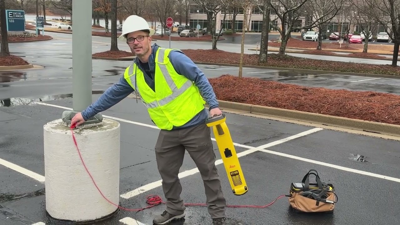 How to locate a light pole with the Leica DT100 and DE100
