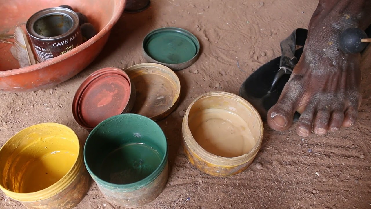 African jewelry making in Ivory Coast