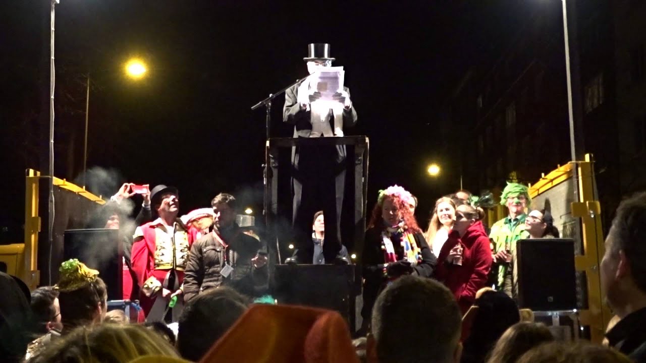 Karneval K&ouml;ln 2016 &ndash; Nubbelverbrennung &ndash; Urteil und Tod (Burning of Nubbel &ndash; Judgment and Death)
