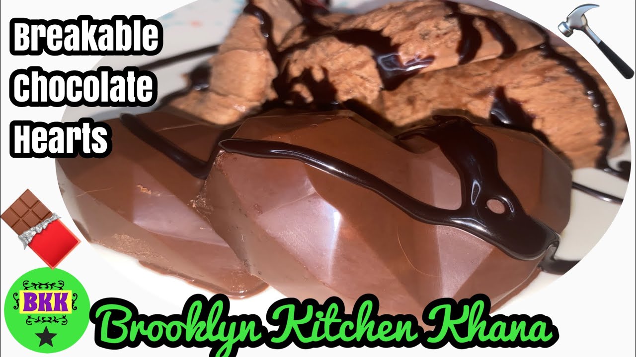 Valentine&rsquo;s Day chocolate breakable heart