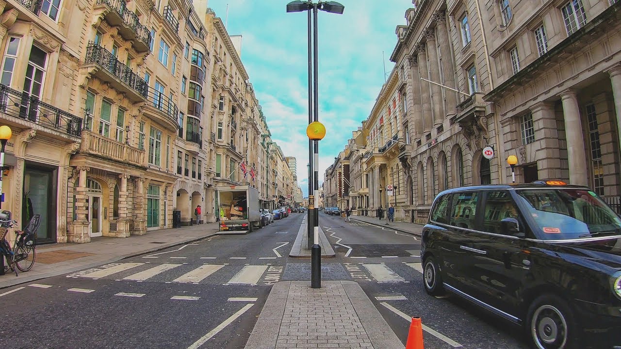 Splendid Historical streets in St James's area - Green Park to Trafalgar Square - 4K London Walk