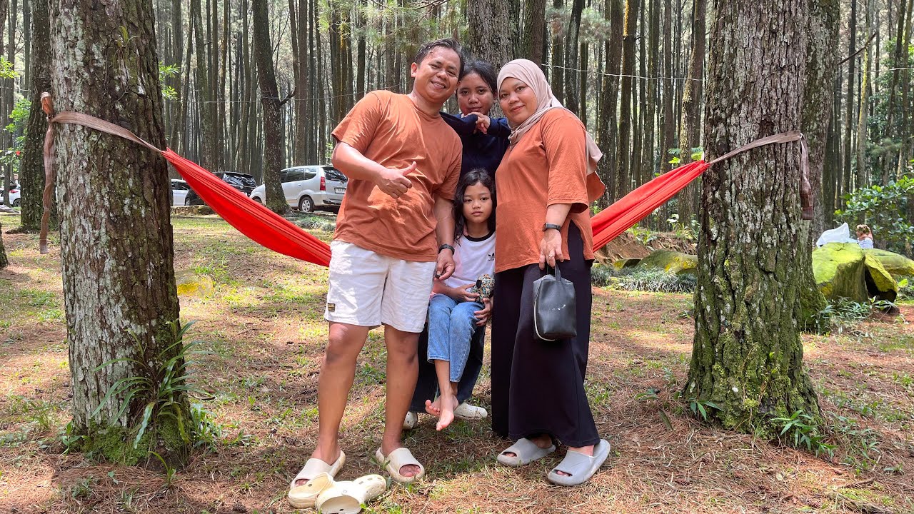 SUASANA CAMPING DI LEMBAH PAKIS GUNUNG PANCAR SENTUL  