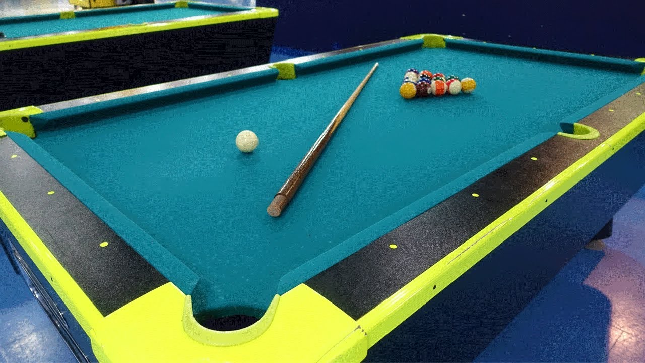 PLAYING 8 BALL POOL IN REAL LIFE!