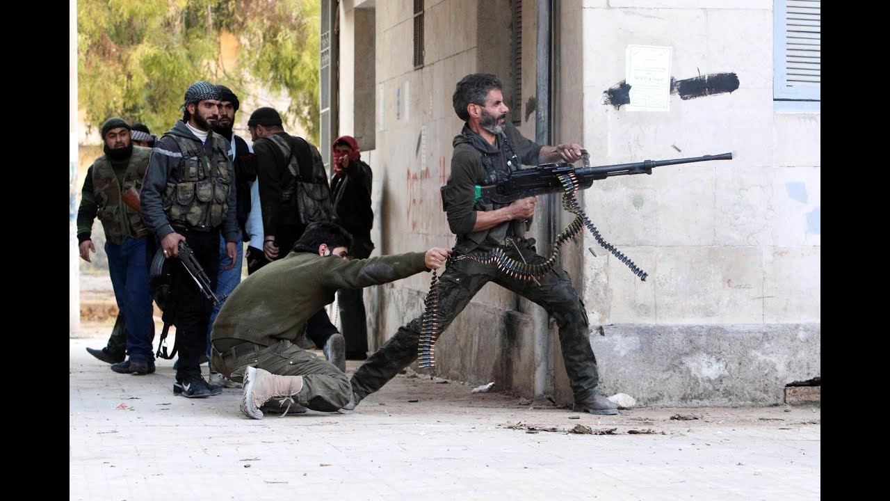 اشتباكات بين علويين وإسماعيليين في مدينة السلمية بريف حماة