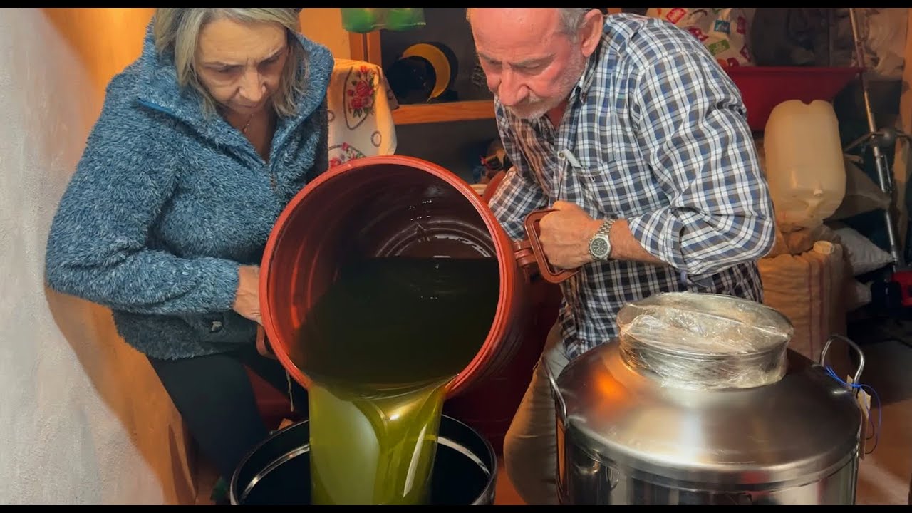 ΣΩΣΤΗ ΑΠΟΘΗΚΕΥΣΗ ΕΛΑΙΟΛΑΔΟΥ - δείτε στην περιγραφή νέο βίντεο 