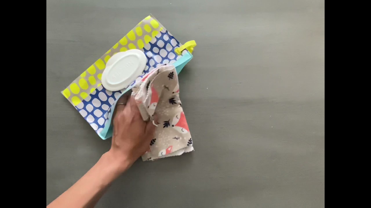 How to organize cloth wipes
