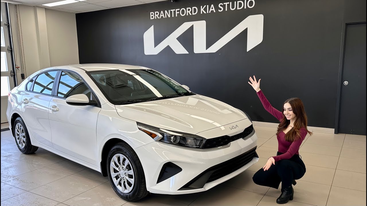 LIVE: 2023 KIA Forte LX - Is this vehicle replacing the Rio?