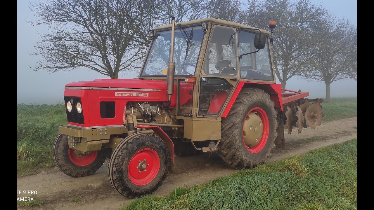 Diskování Zetor 6718